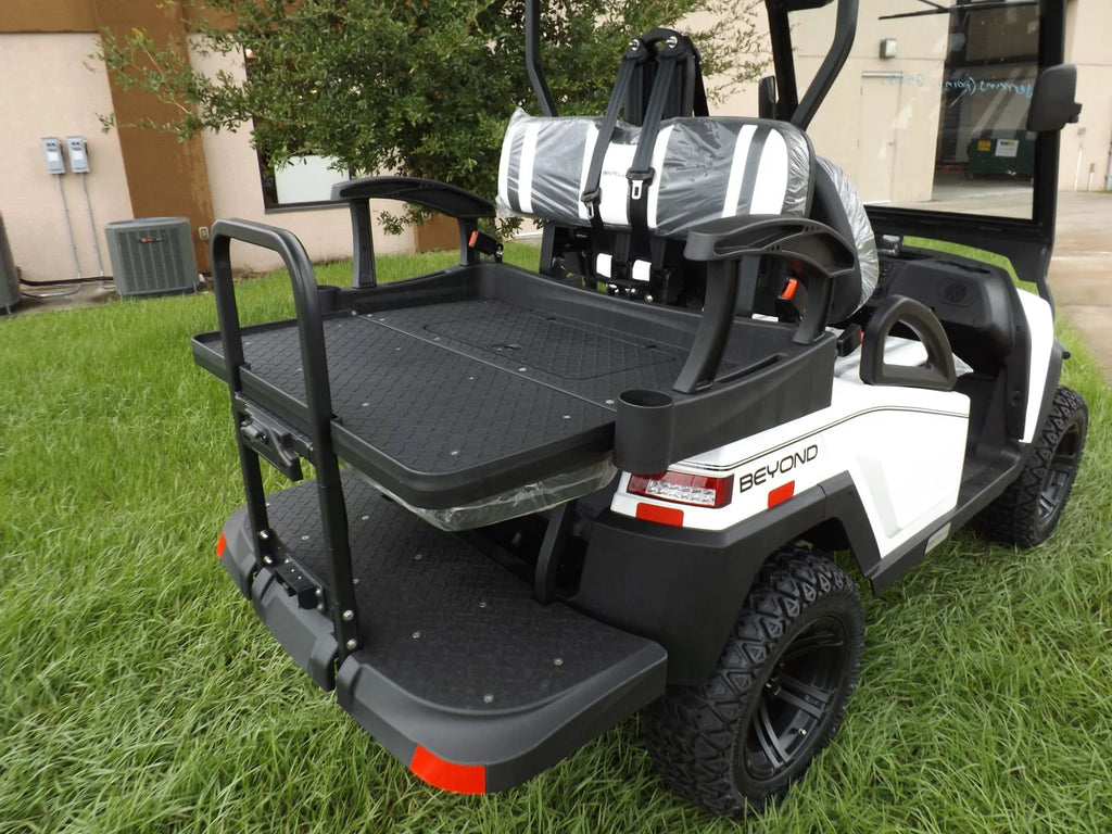 2022 Bintelli BEYOND 4P LIFTED STREET LEGAL GOLF CART