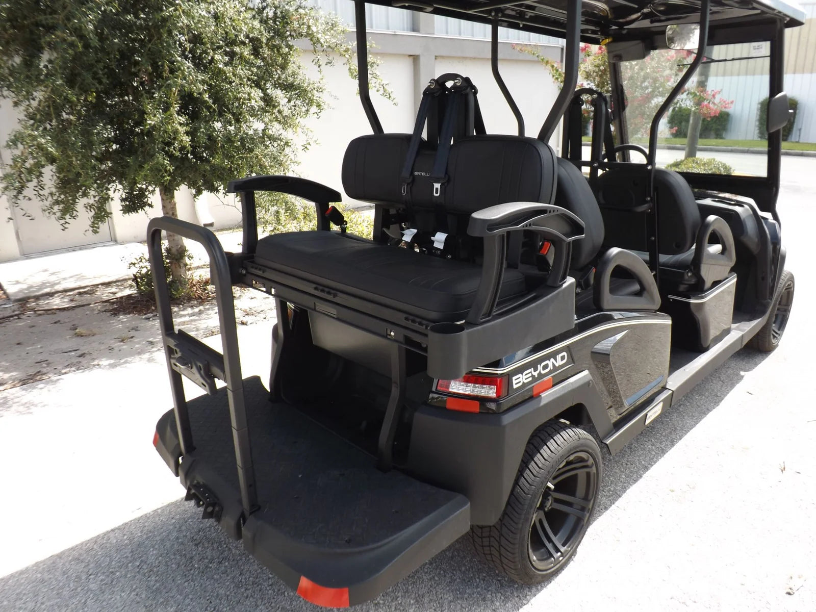 2022 Bintelli Beyond 6P Street Legal Golf Cart