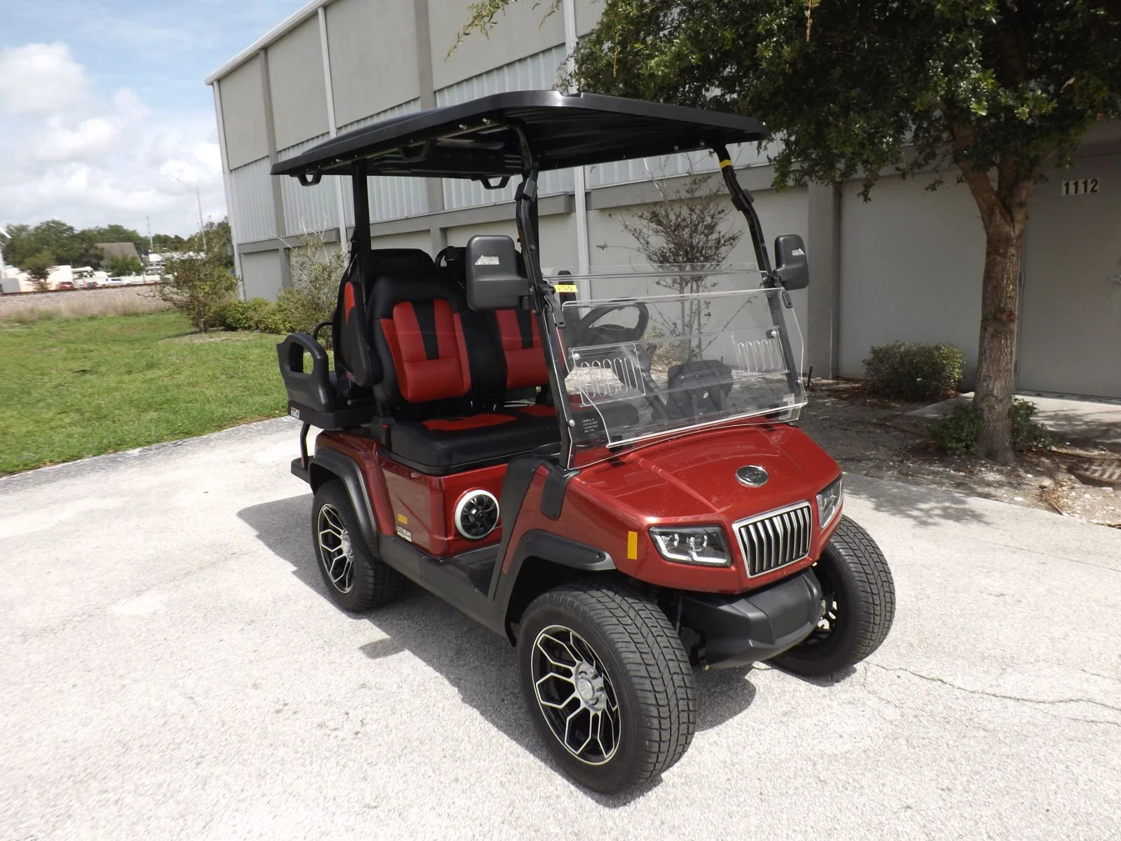 2025 Evolution Classic 4 Plus Golf Cart for Sale