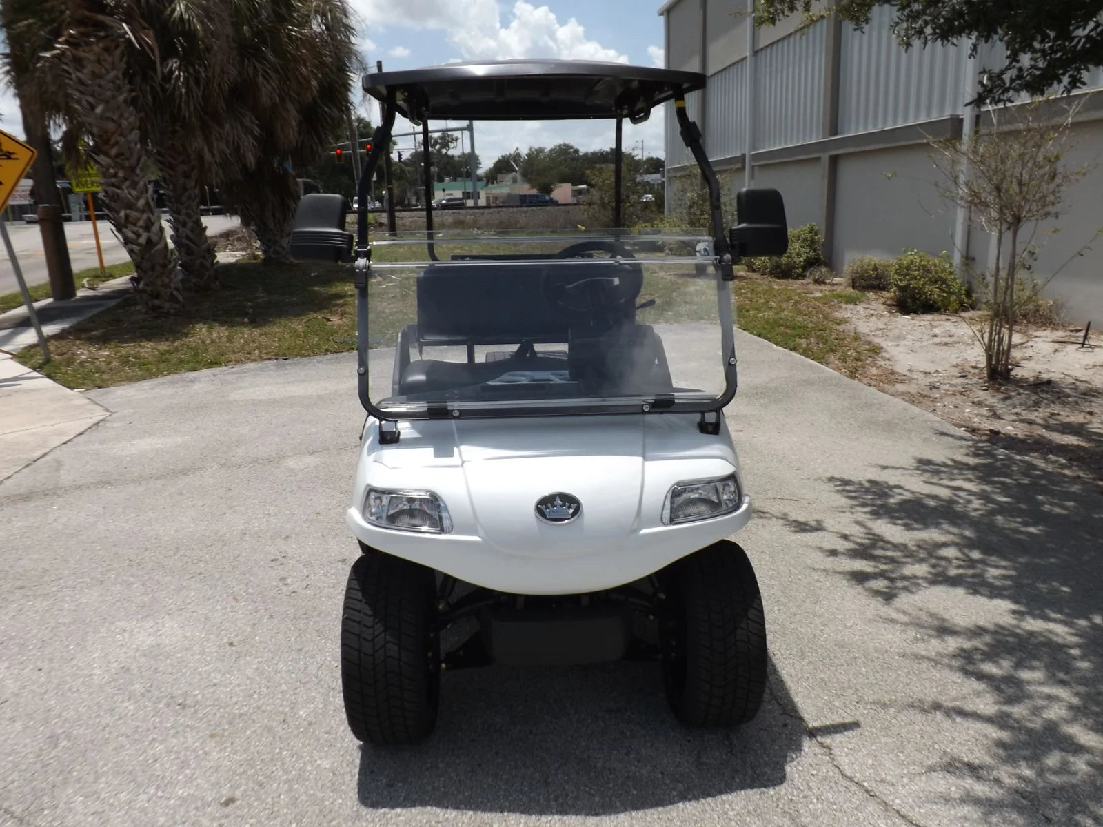 2025 Evolution Classic 2 Plus Electric Golf Cart for Sale