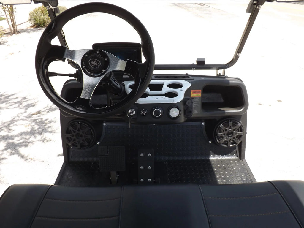 2025 Evolution Classic 2 Plus Electric Golf Cart for Sale