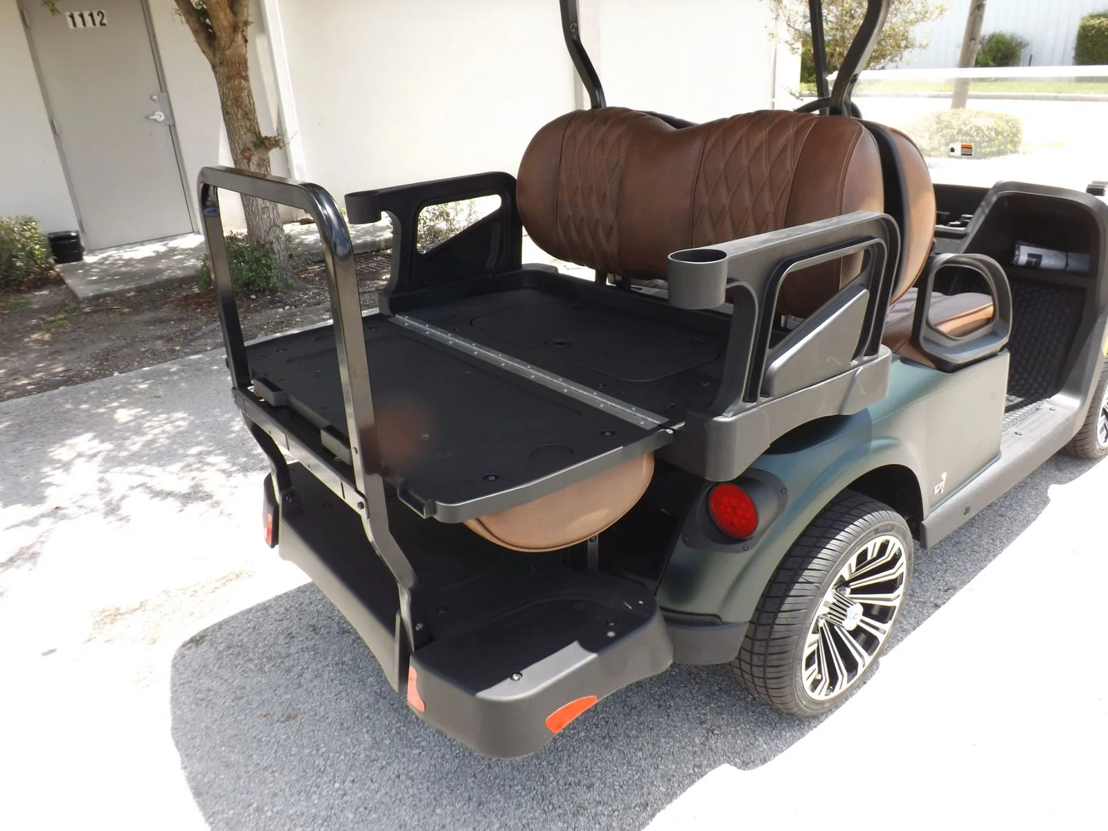 2025 E-Z-GO Freedom RXV 2+2 EX1 Golf Cart