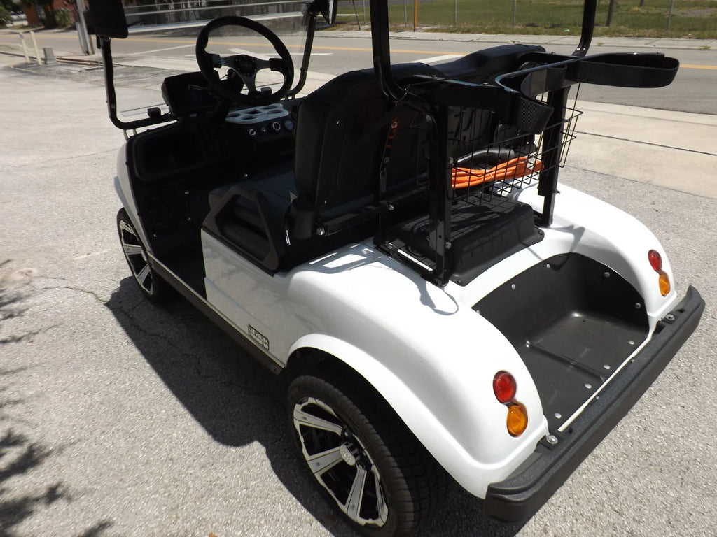 2025 Evolution Classic 2 Plus Electric Golf Cart for Sale
