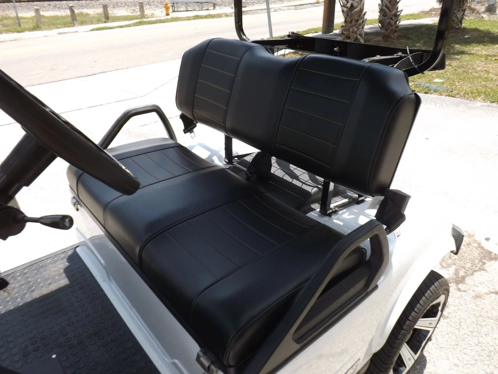 2025 Evolution Classic 2 Plus Electric Golf Cart for Sale