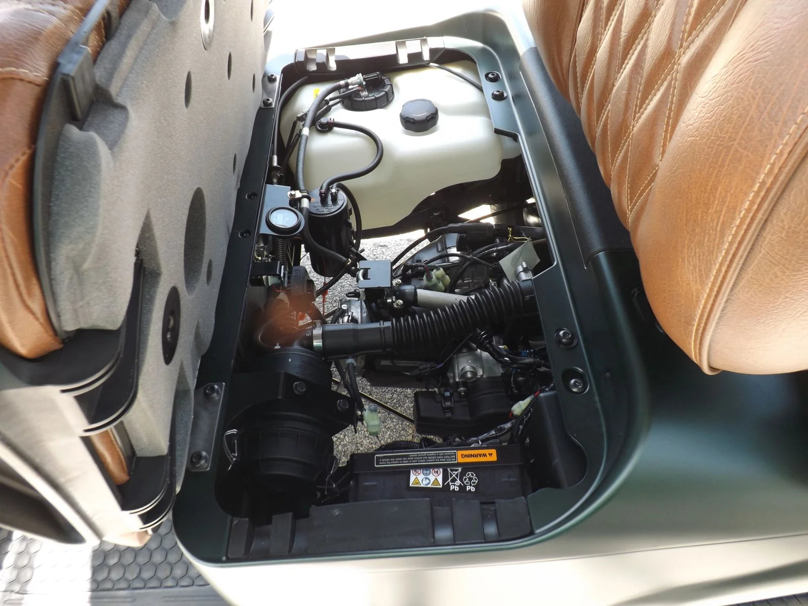 2025 E-Z-GO Freedom RXV 2+2 EX1 Golf Cart